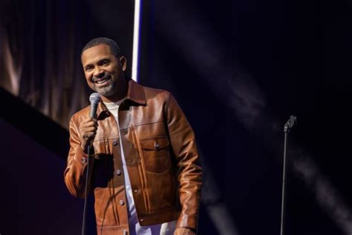 Hire Mike Epps for a Corporate Event or Performance Booking.