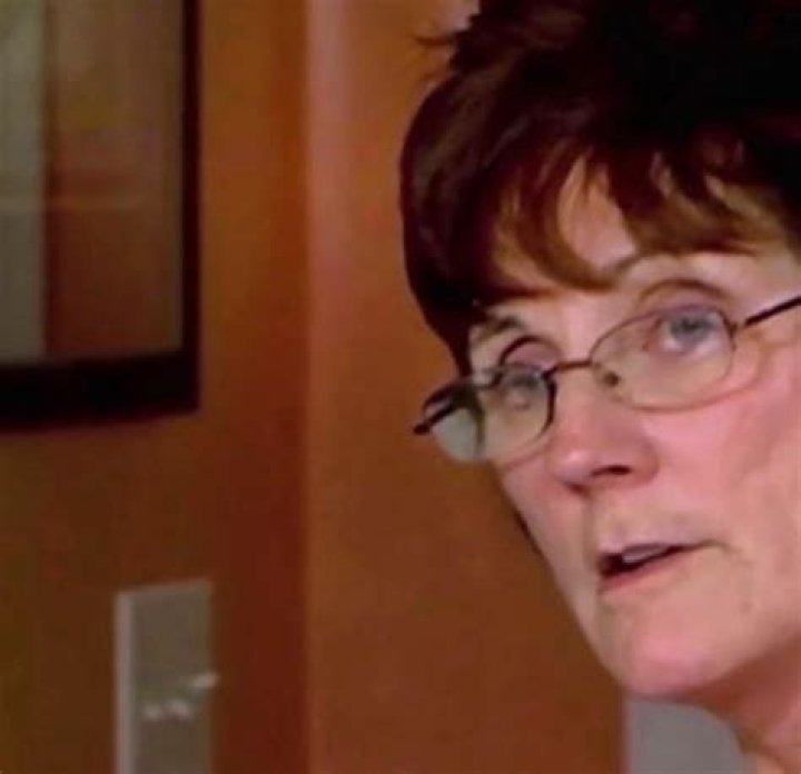 Teen Mom Alum Jenelle Evans Files Restraining Order Against Her Mom